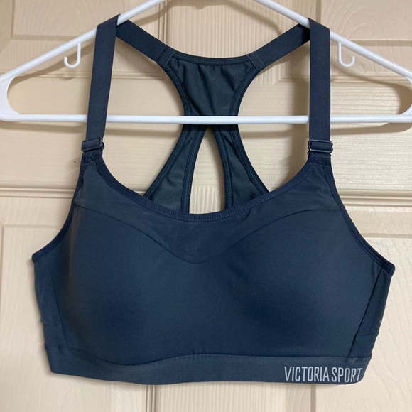 Victoria’s Secret Victoria Sport Racerback Sports Bra size 36B - Picture 1 of 7
